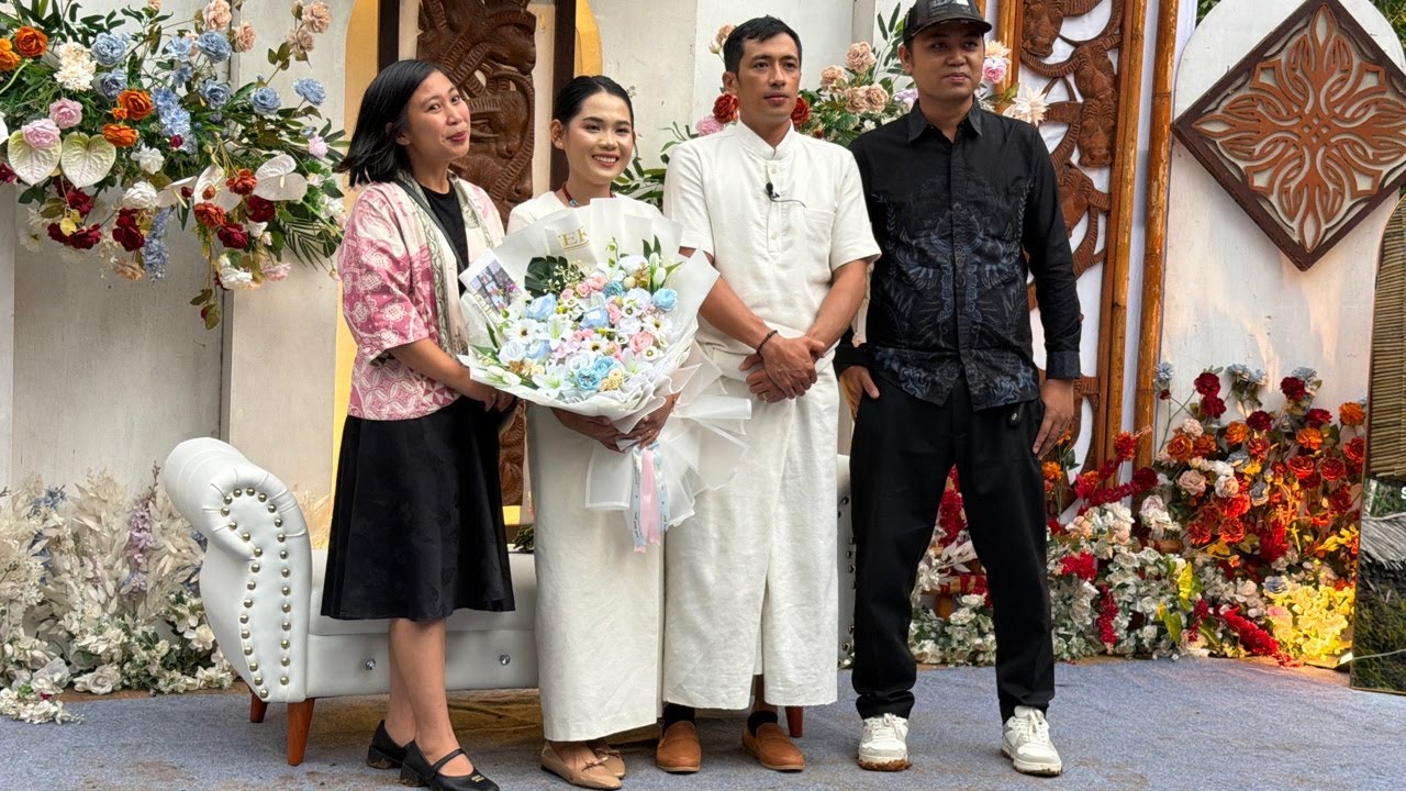 Acara Lamaran Rensi dan Restu di Tongkonan Bangkudu, Lion Tondok Iring 16 Maret 2026