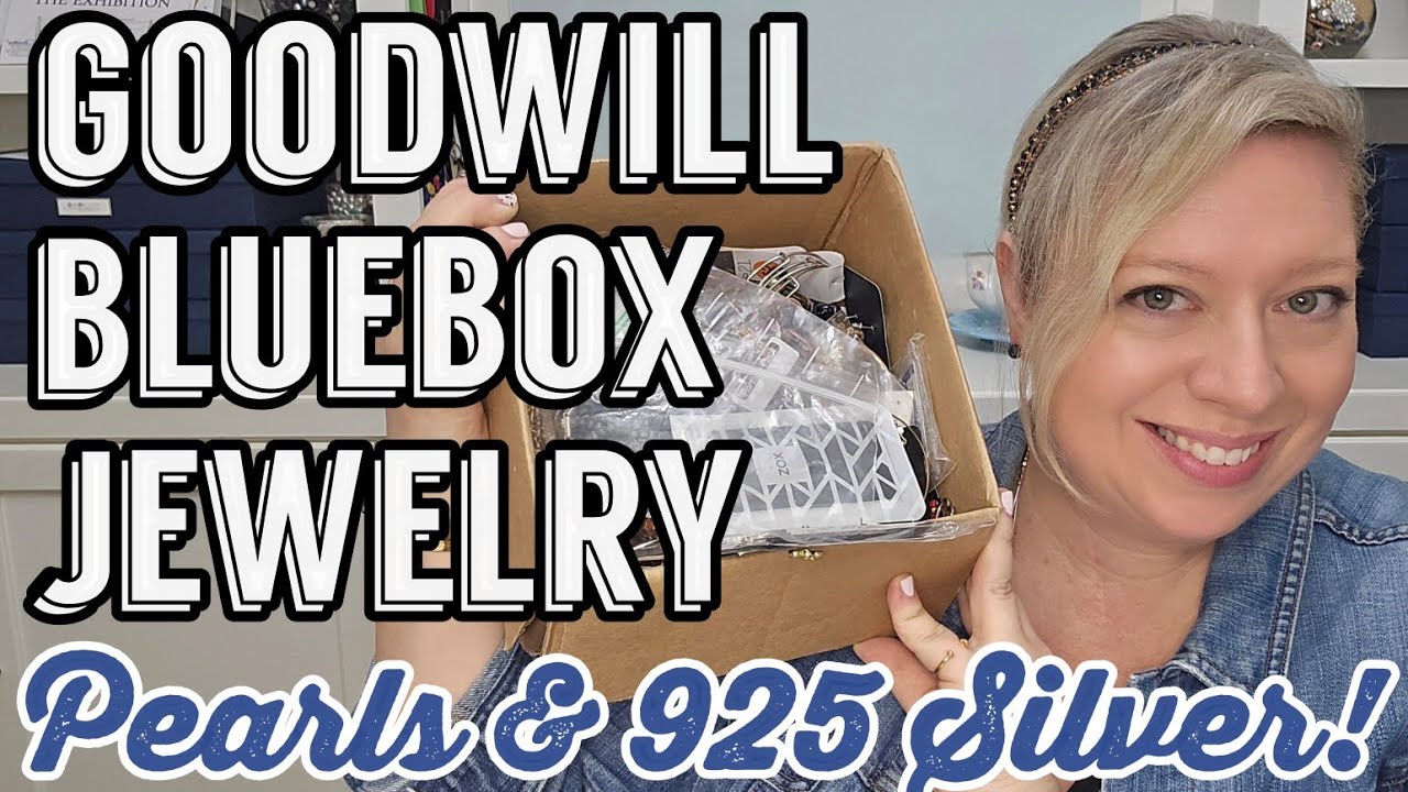 PEARLS 😍 925 SILVER in this Goodwill Bluebox Jewelry Jar Unboxing! #jewelryjar