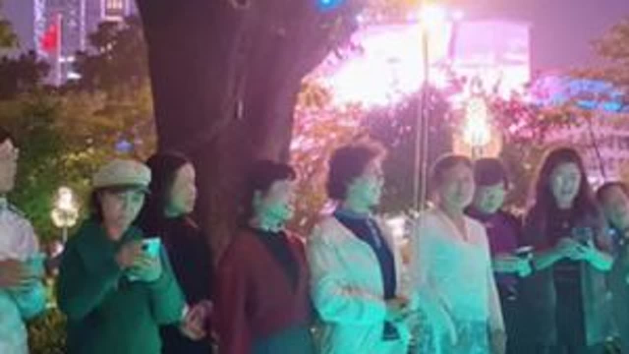 《心之故乡》 #唱歌 #歌唱 #音乐现场 #广州珠江边的《心之故乡》