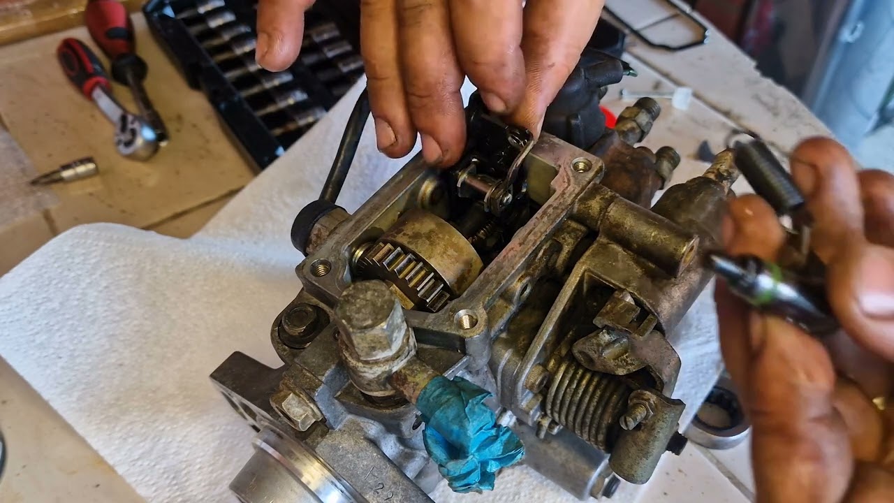 Toyota Land Cruiser HDJ80 #5 Injection Pump Repair