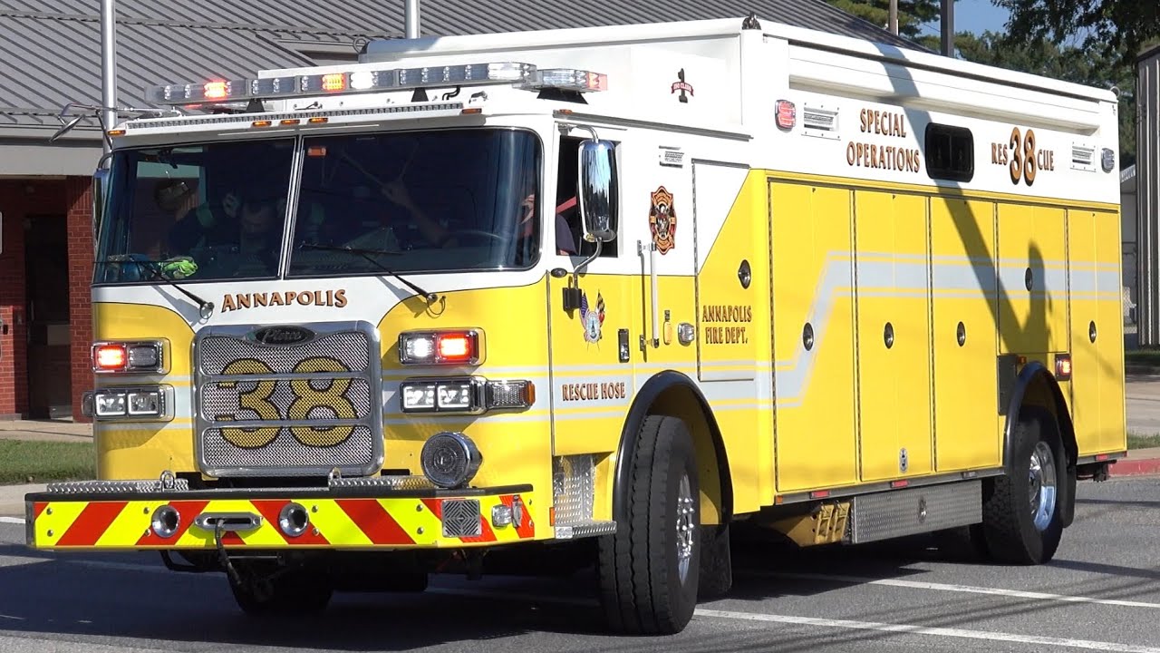 Annapolis Fire Department Rescue Squad 38 & Battalion Chief 35 Responding 