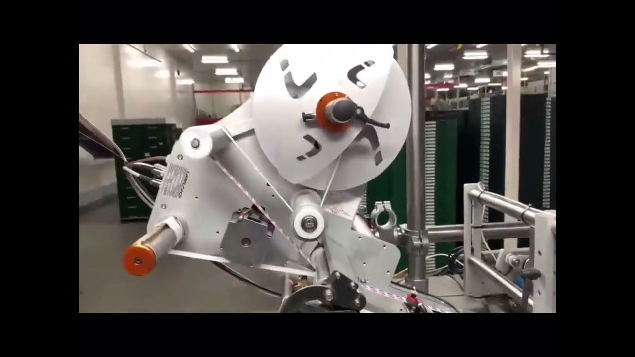 Labeller for plastic film