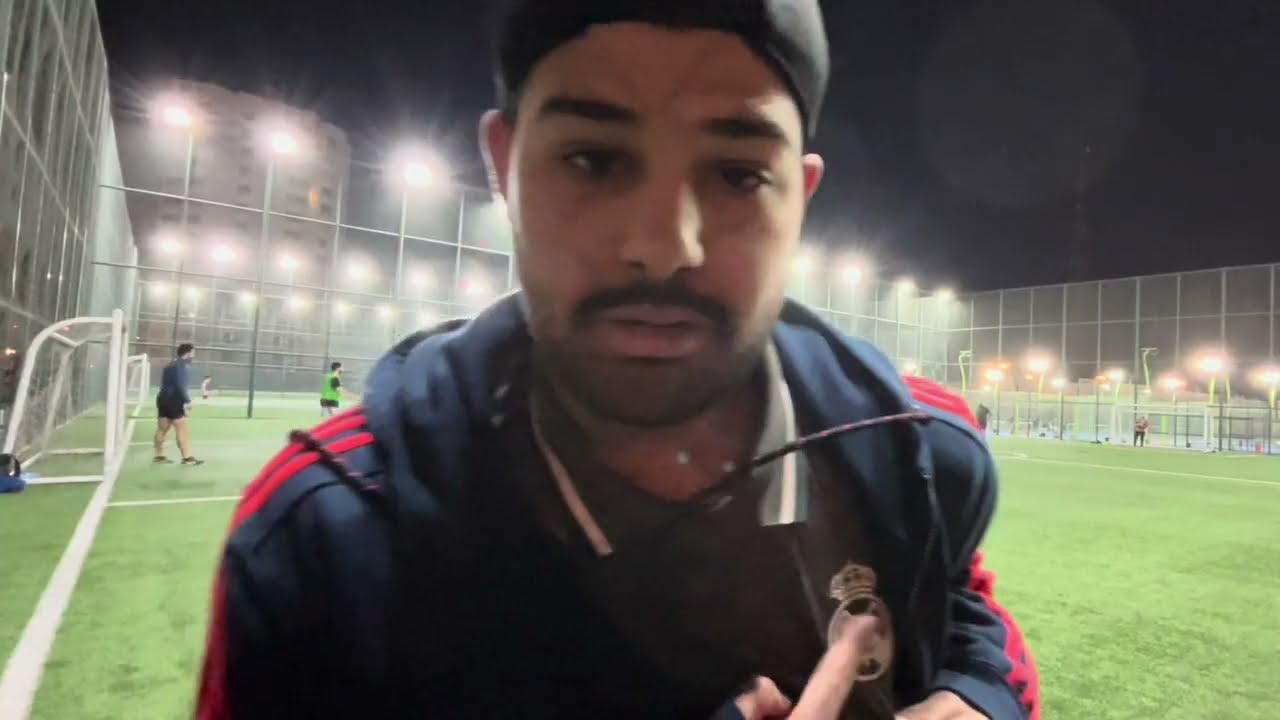 لعب كره قدم (الفوز الساحق)