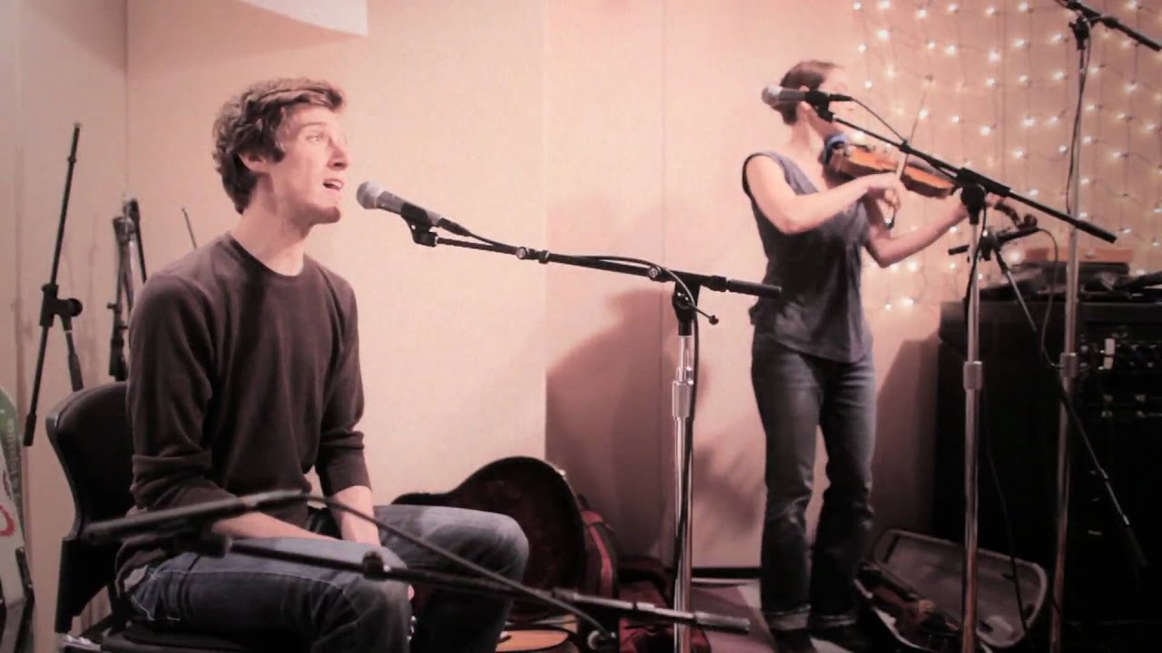 Ben Sollee and Daniel Martin Moore - Dear Companion (Live on KEXP)