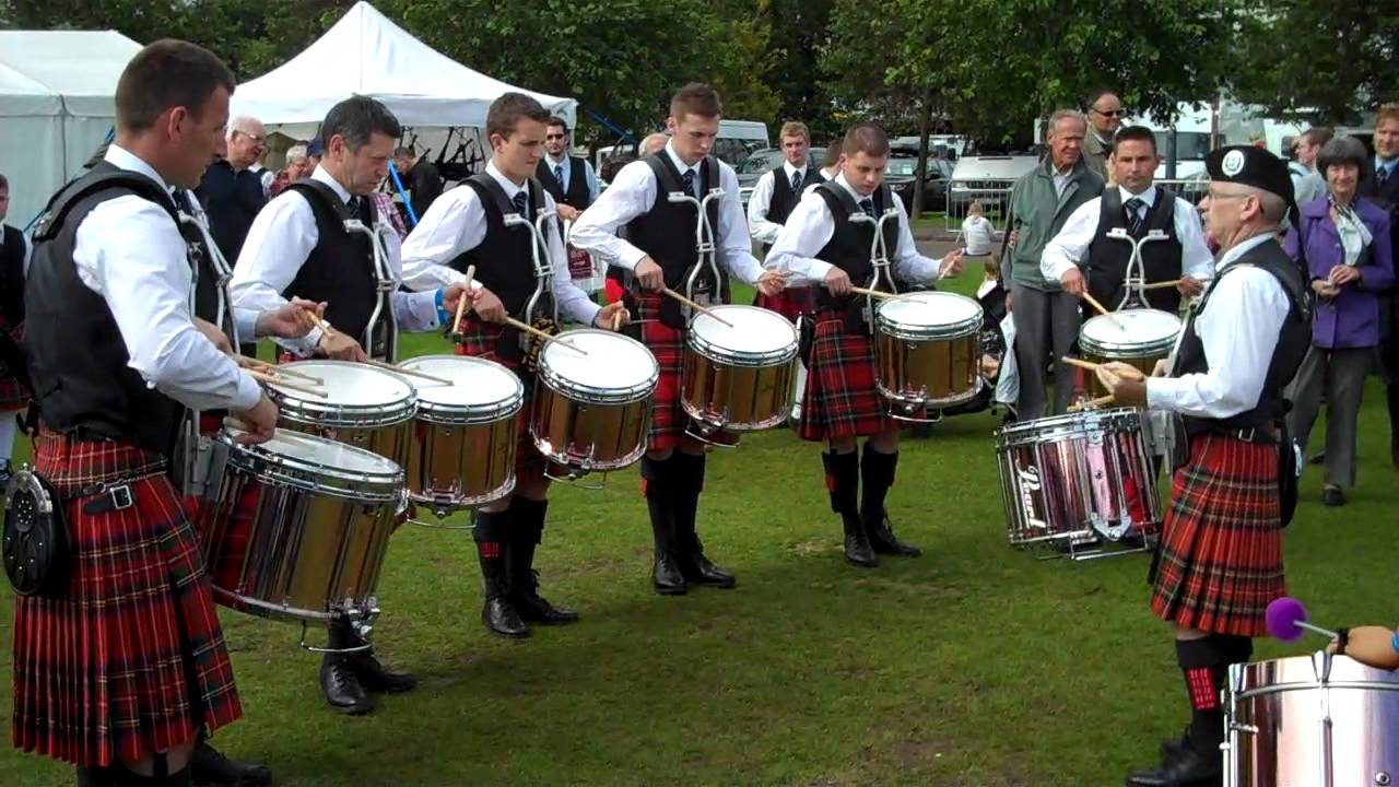 Strathclyde Police Pipe Band Drum Corps - World Championships 2011