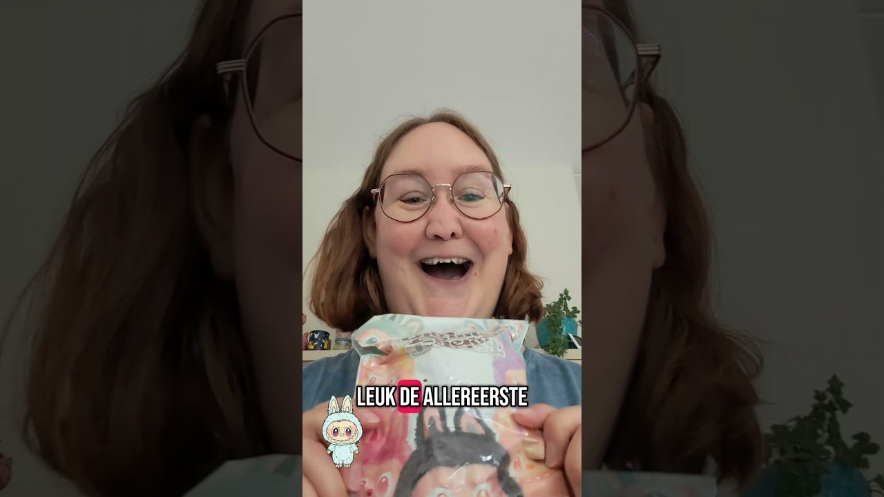 Mijn allereerste Labubu uitpakken.