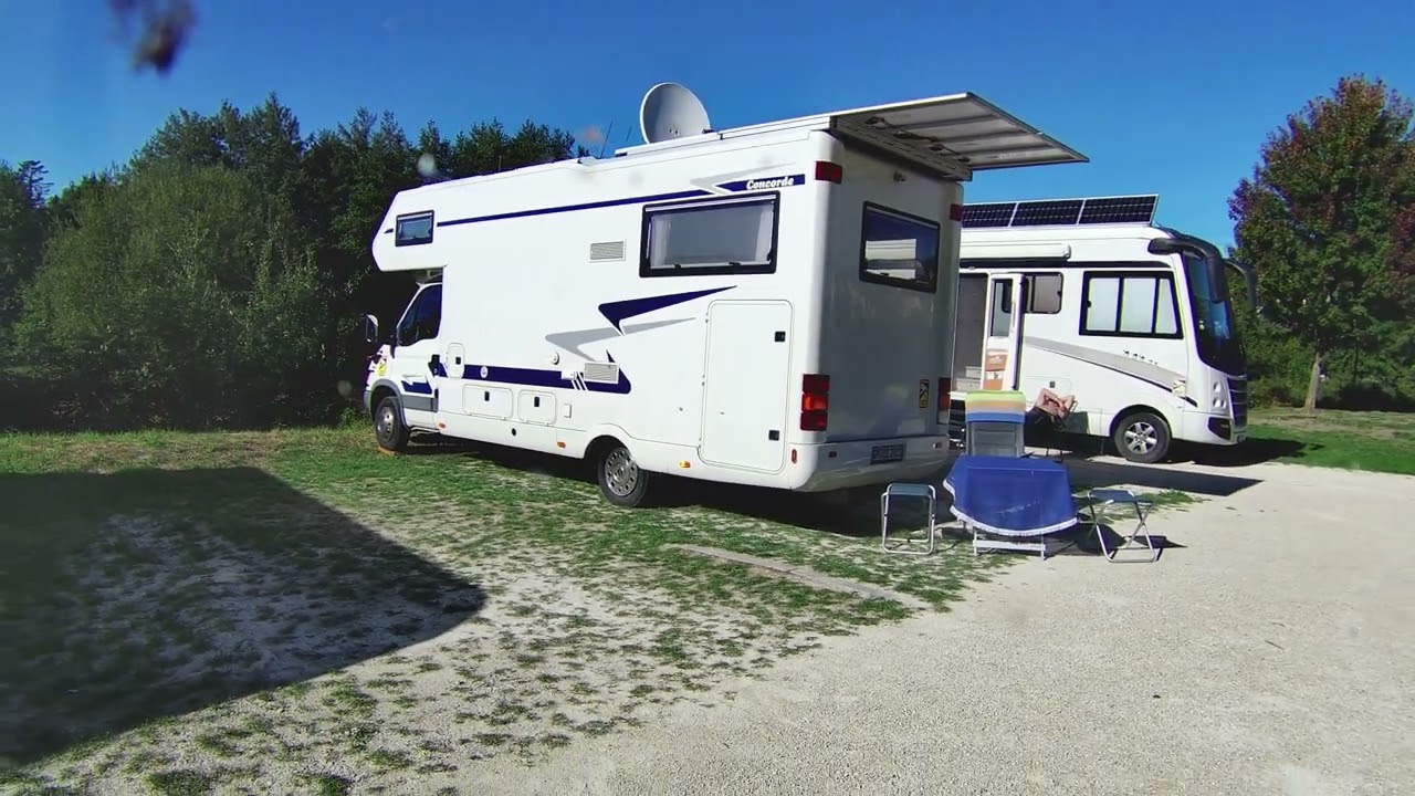 aire camping car de nieul+visite du parc du château 🚍🚍💖😍☀😎😎#camping-car#nieul#aire#