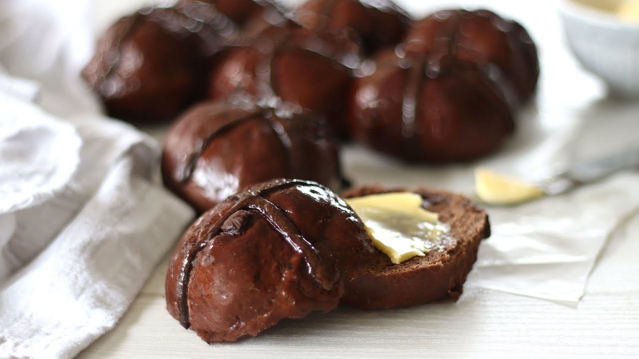 Chocolate Hot Cross Bun Recipe | Easter Recipe