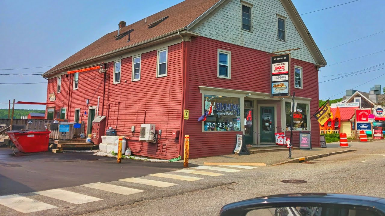 An Afternoon in Damariscotta, Maine - June 2025