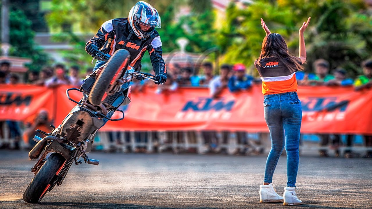 KTM Manipal Stunt Show 2017 | Hot Pistonz