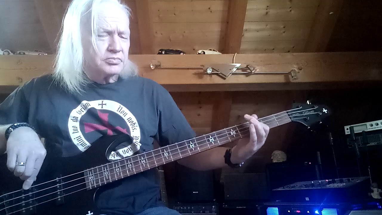 Savatage-Hall of the Mountain King Bass Cover
