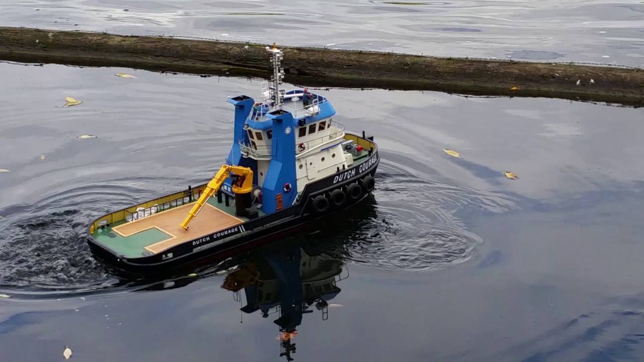 Tug Dutch Courage & Tug Wega in 1:30