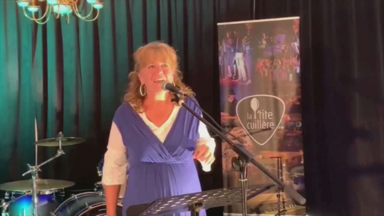 Chant Blue Bayou de Roy Orbison, Interprété par Lyne Lamarche.