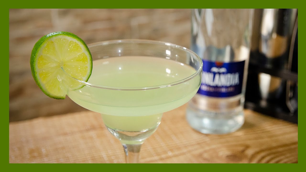 Como Hacer El C&oacute;ctel Vodka Gimlet / Receta F&aacute;cil En Casa