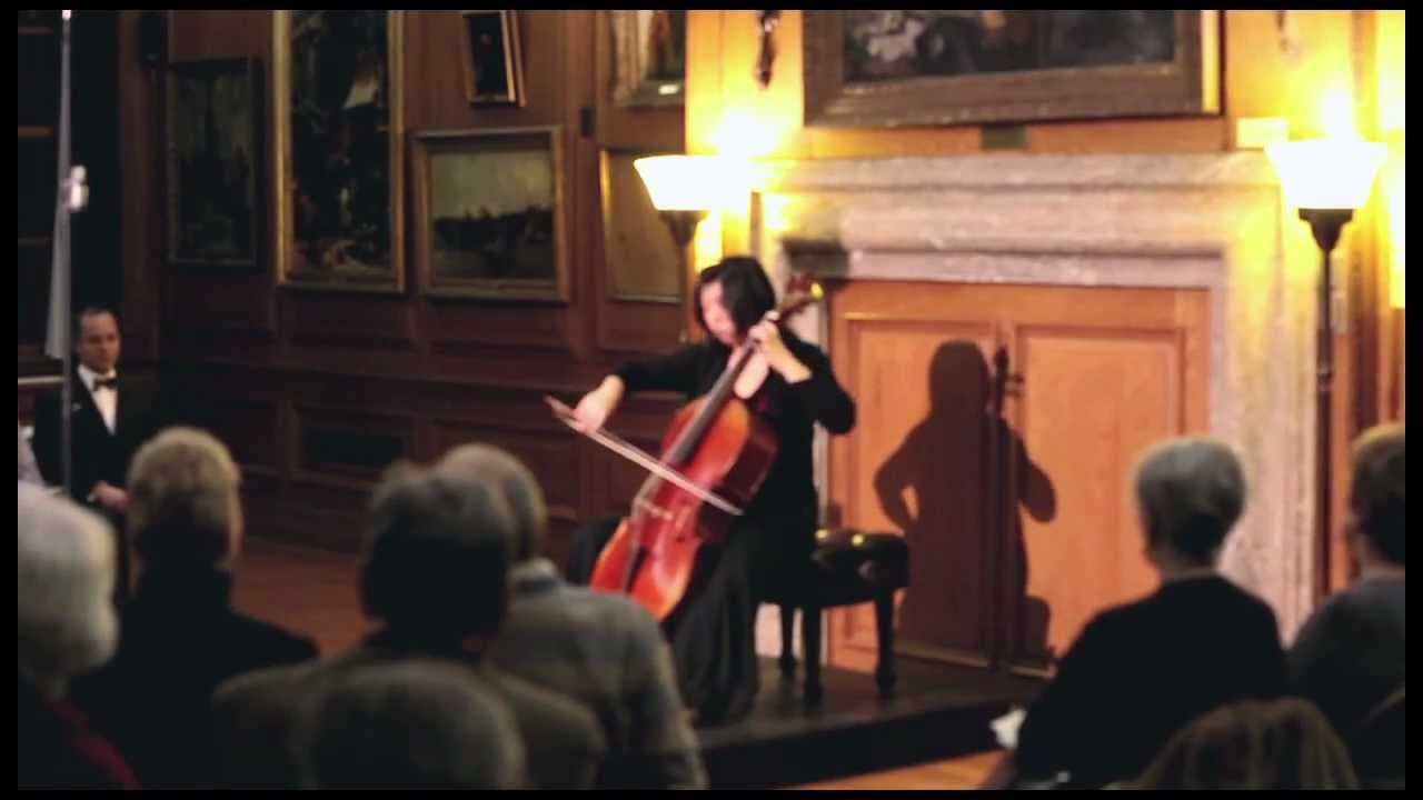Beiliang Zhu plays Bach Cello Suite No. 1 at Helicon in New York City
