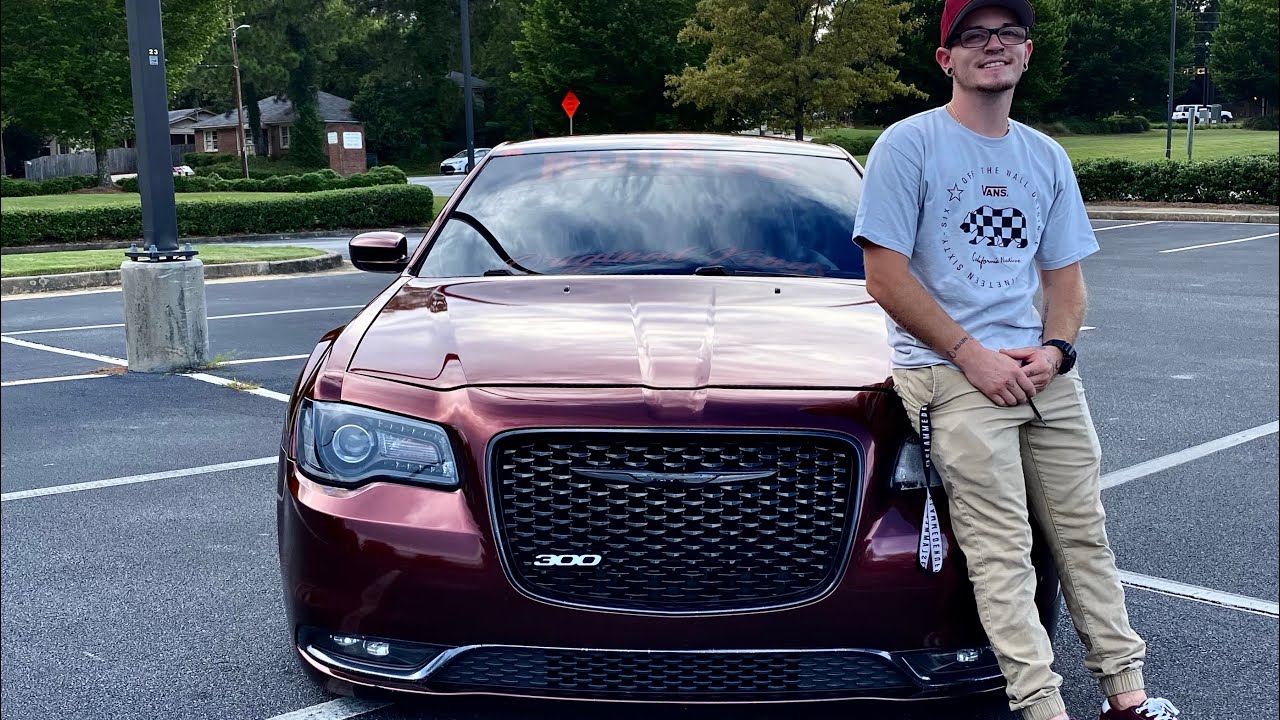 Reviewing a Bagged Chrysler 300s!  Eps. 1