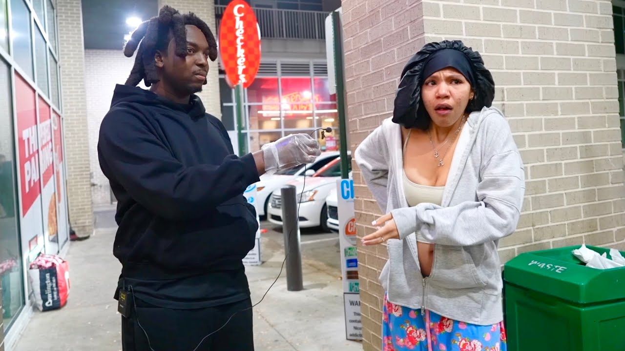Paying Strangers in the Trenches to Eat the World&rsquo;s Hottest Chicken | Atlanta 