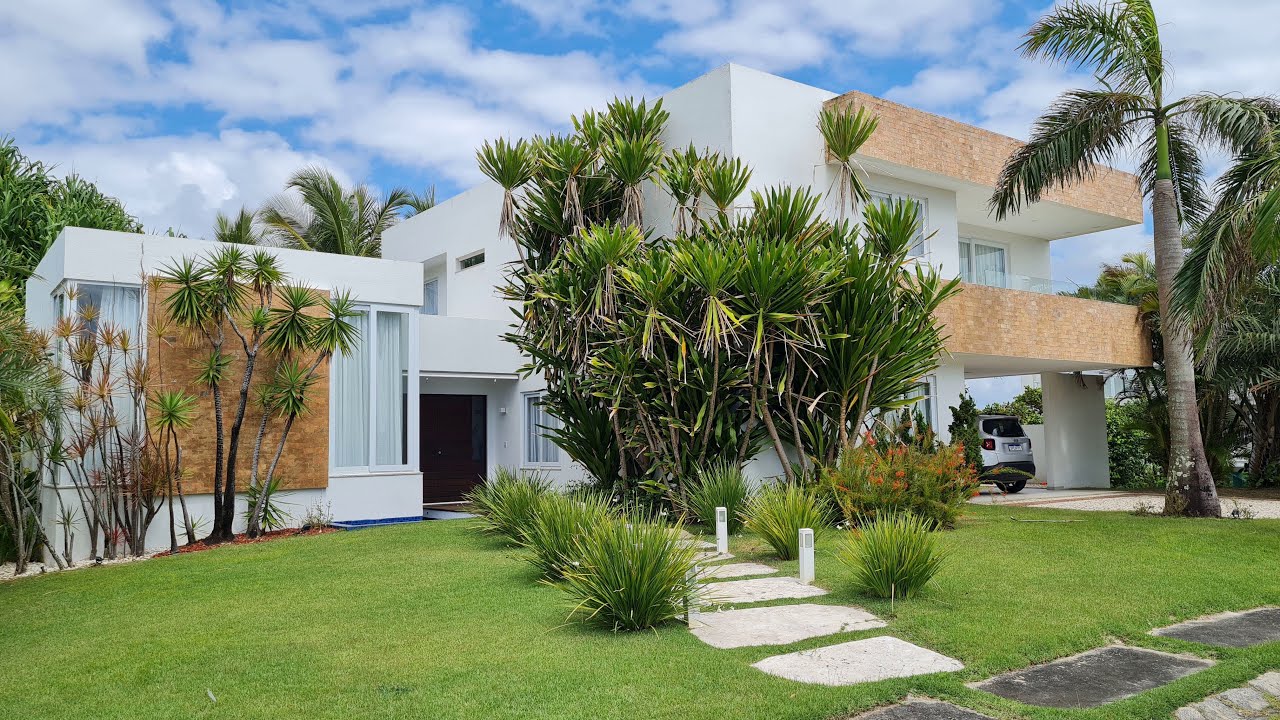 Excelente casa Duplex, 4 suítes, Alto Padrão, Cond. Busca Ville, Busca Vida, Camaçari, BA.