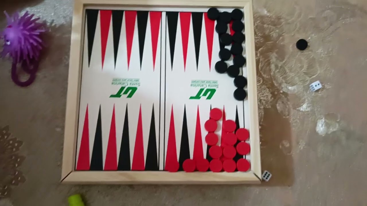 Jugamos una partida de Backgammon!