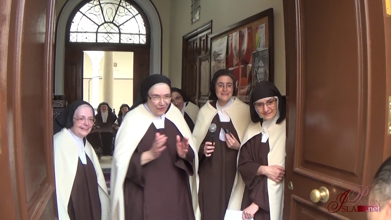 Paso de Jesús Nazareno por el convento de las Carmelitas Descalzas | 2018