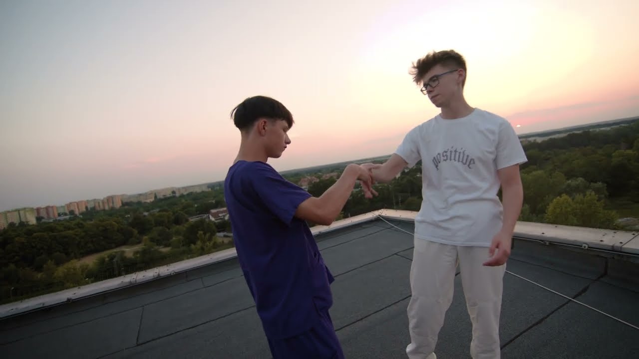 dekus - żyłem tak źle a żyło mi się nieźle ft. kayak