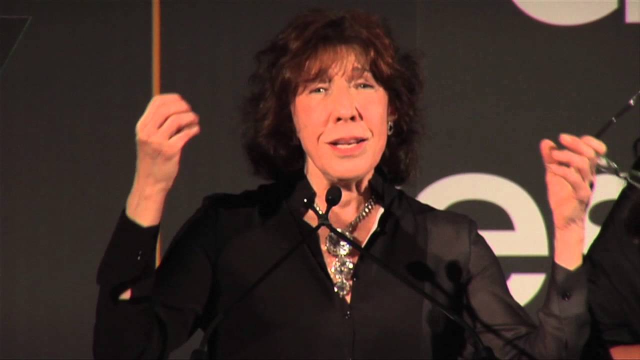 Lily Tomlin & Ari Segla Present Linda Bloodworth-Thomason With Lifetime Achievement Award