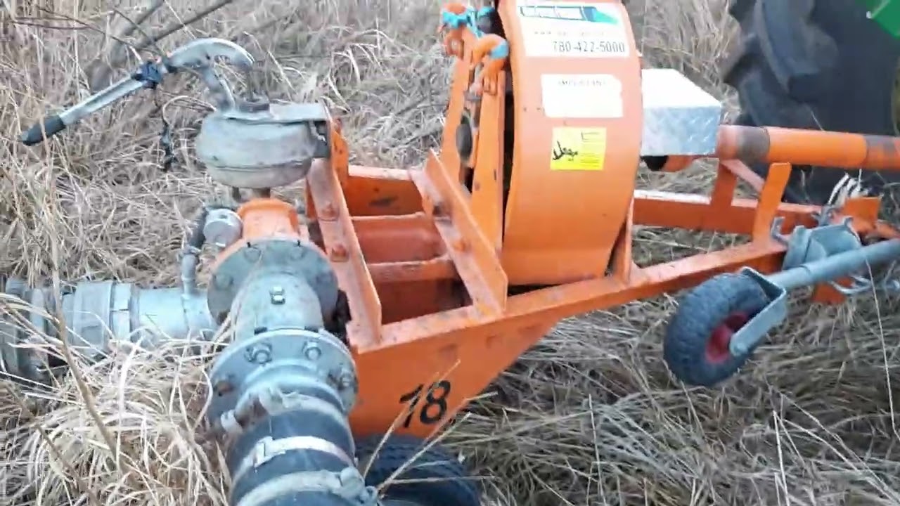 Emergency! Pump Water 2.5 Miles For Thirsty Cows! #farming #tractor #drought