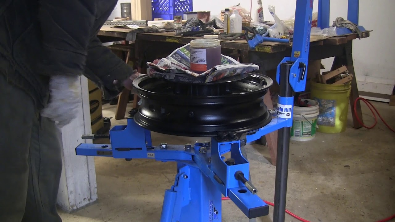 Changing the Front Tire