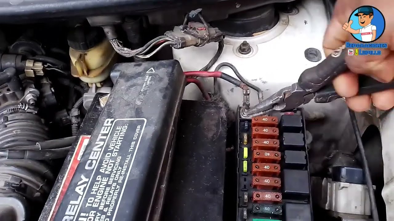 fusible y re lay de bomba de gasolina de Voyaguer que se apaga