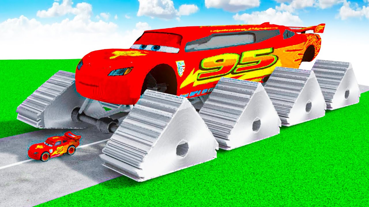 McQueen Giant Transforming to GIANT Triangle SAW BIGFOOT McQueen in Teardown!