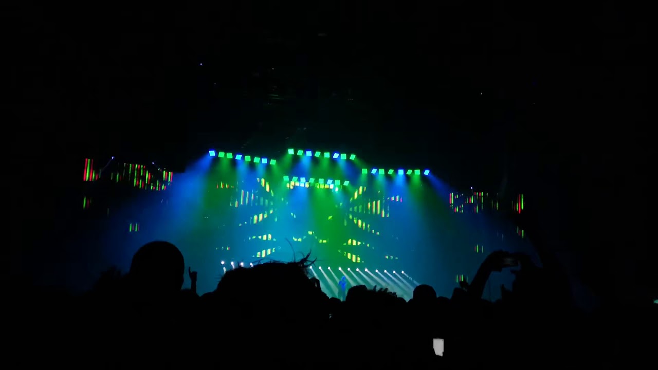 Twenty One Pilots - Morph live @ Unipol Arena, Bologna, 21.02.2019