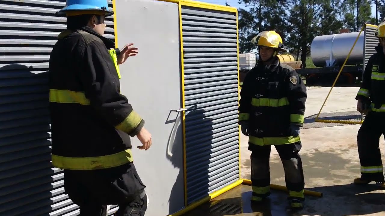 TÉCNICAS DE INGRESO A INCENDIO ESTRUCTURAL-ELVIO SCHINDELE