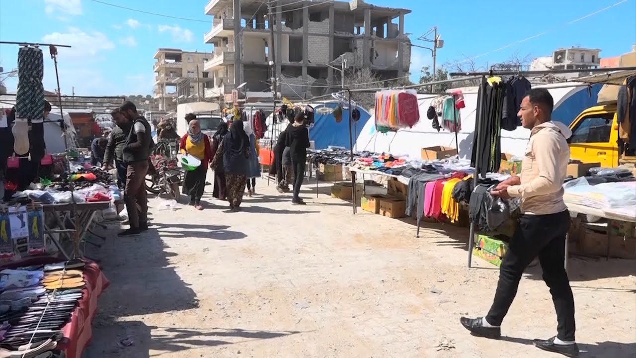 سوق البازار الشعبي في مدينة جنديرس يعود من جديد بعد شهر على الزلزال | صباح سوريا