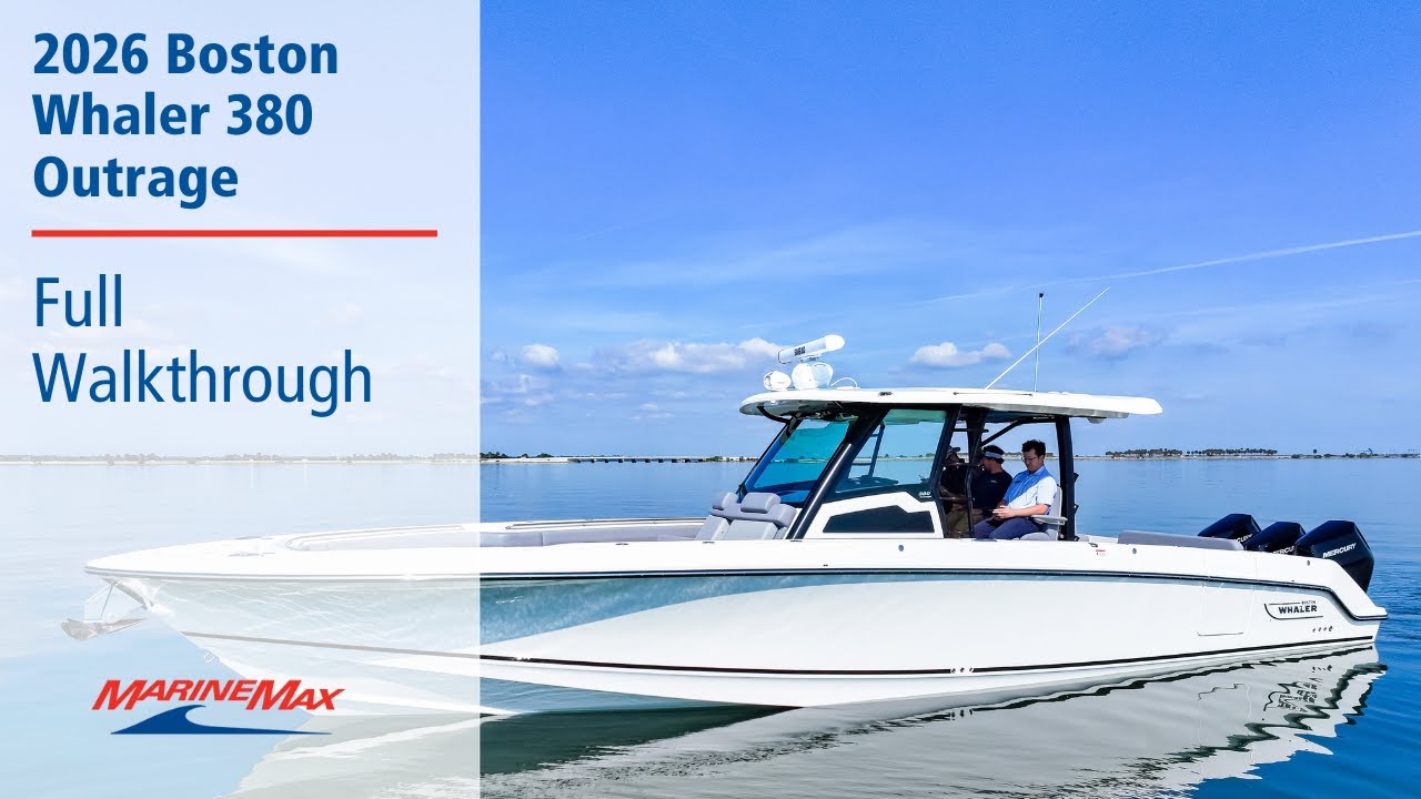 Оснащен системой Skyhook | Boston Whaler 380 Outrage | Доступен в MarineMax Clearwater