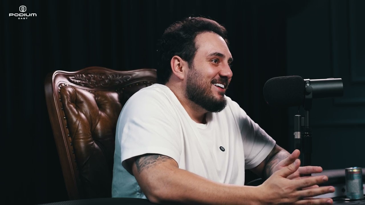Ele saiu de 8mil mês para 3 milhões ano com a barbearia por assinatura - PodiumCast