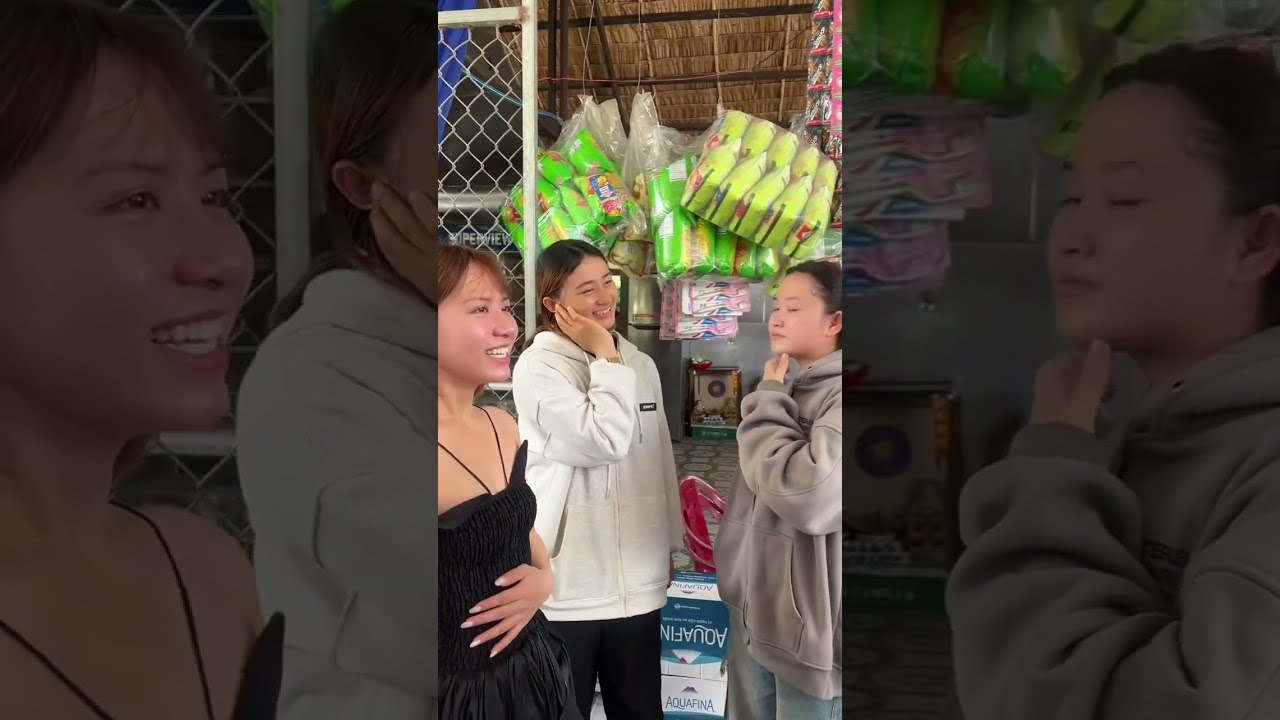 Lê Tuấn Khang mở tiệc tại nhà đãi Lý Hải - Minh Hà, giới thiệu cả gia phả hết hồn