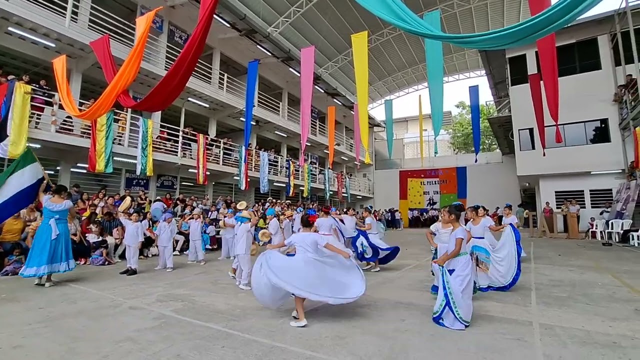 TACL | Festival Folklórico | 4EGB A | Galápagos, pura Naturaleza 