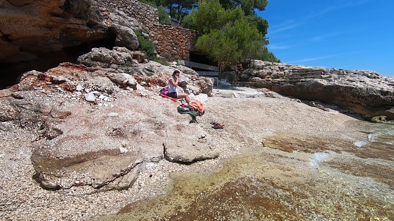 Bezludna plaża Hvar - Zavala