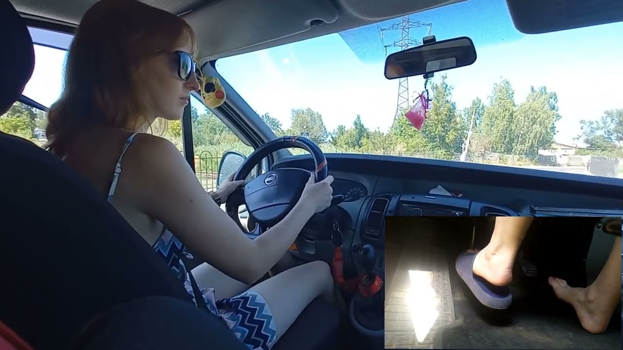 ASMR 🎀 WOMAN DRIVING with ONE SHOE 🩴MANUAL CAR & PEDALS VIEW