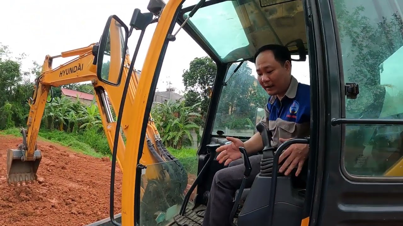 Hướng Dẫn Cách Lái Máy Xúc Bánh Xích | operator excavators | TB Anh vllogs