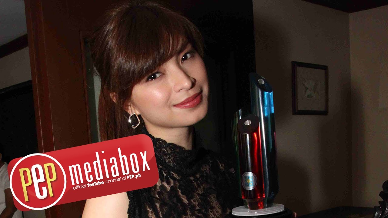 Angel Locsin bags first ever USTv's Students' Leader Choice of TV Personality Award