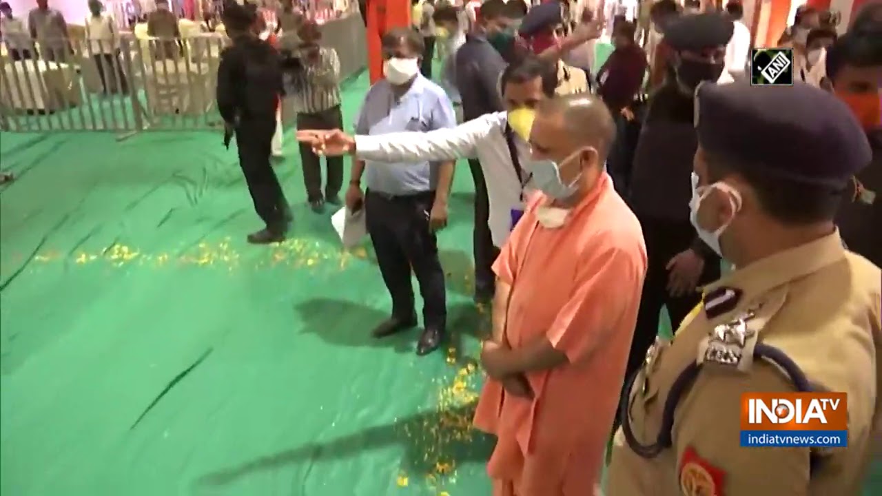 CM Yogi visits Ayodhya to inspect preparations ahead of Bhoomi Pujan