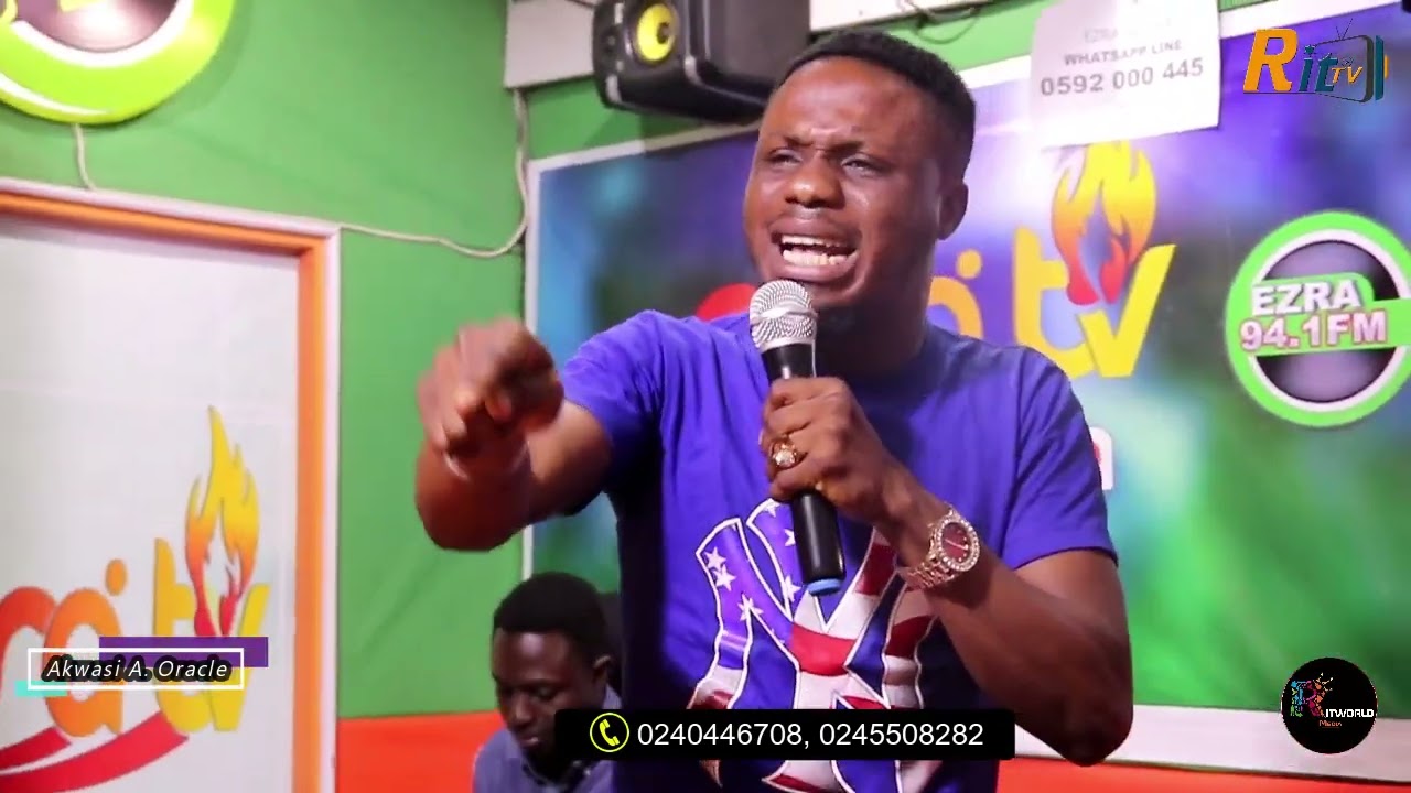 Oracle Akwasi Agyemang @ Ezra Live Worship. Pure Worship Medley. Such an Anointed Worshiper