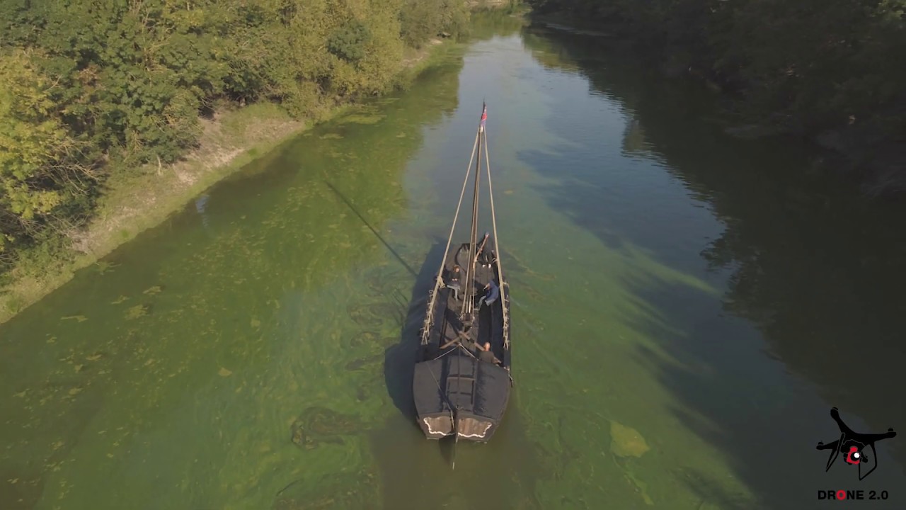 Drone, Gabare, Beatbox, Handpan, Didgeridoo on the river