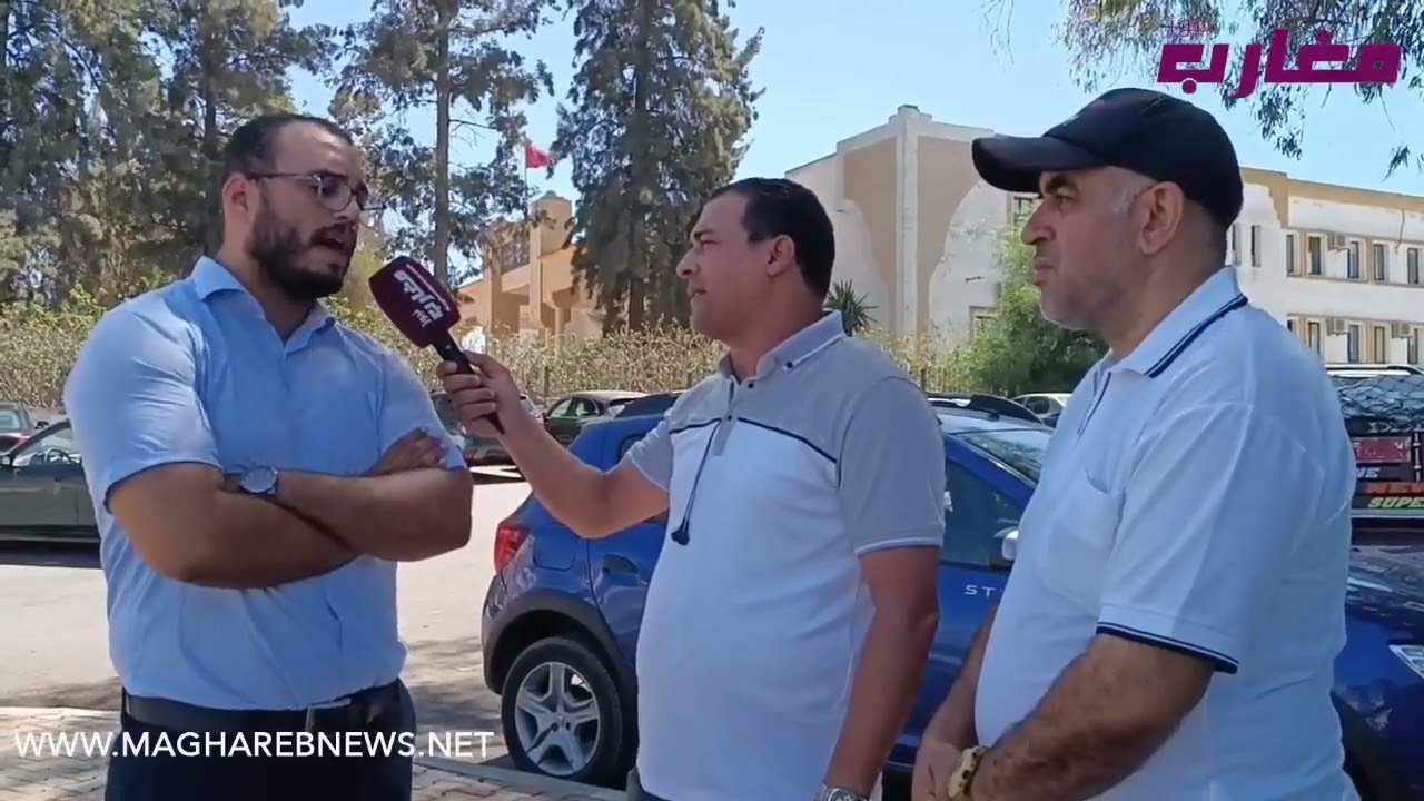 مشهورة