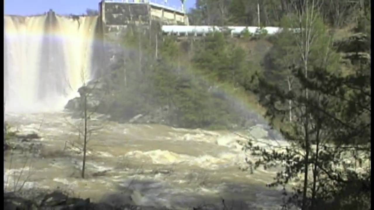the green river flooding at the lake adger dam