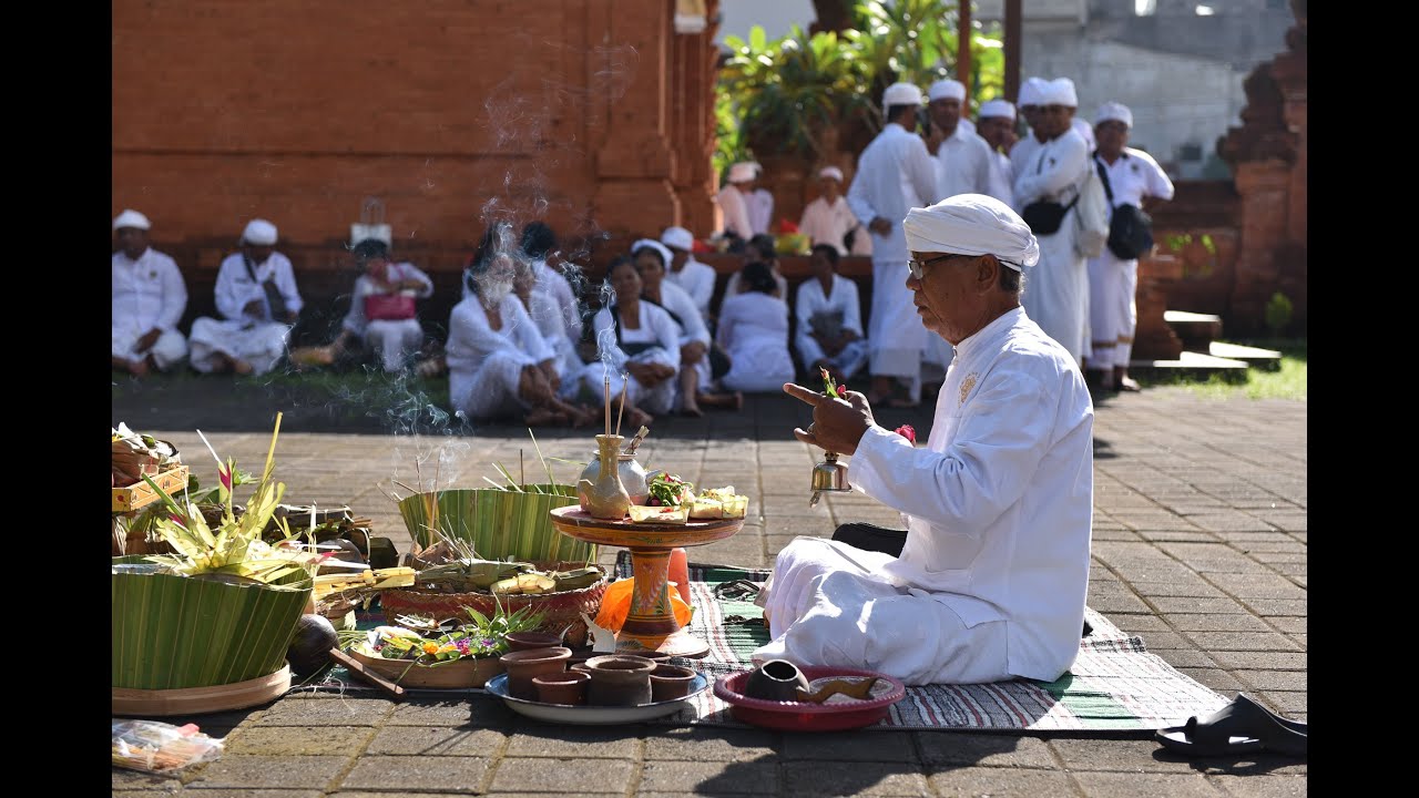 Praktek Nganteb Pawetonan