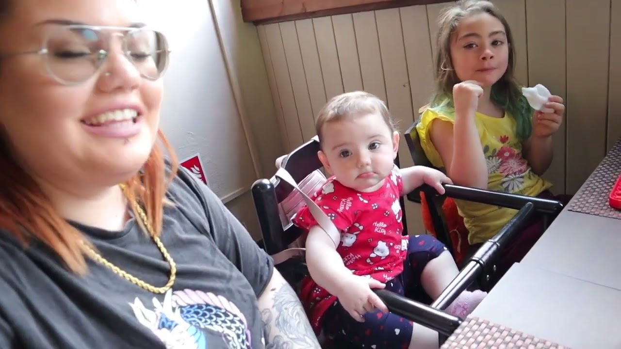 ANDIAMO AL RISTORANTE DI SUSHI ! / chiara paradisi