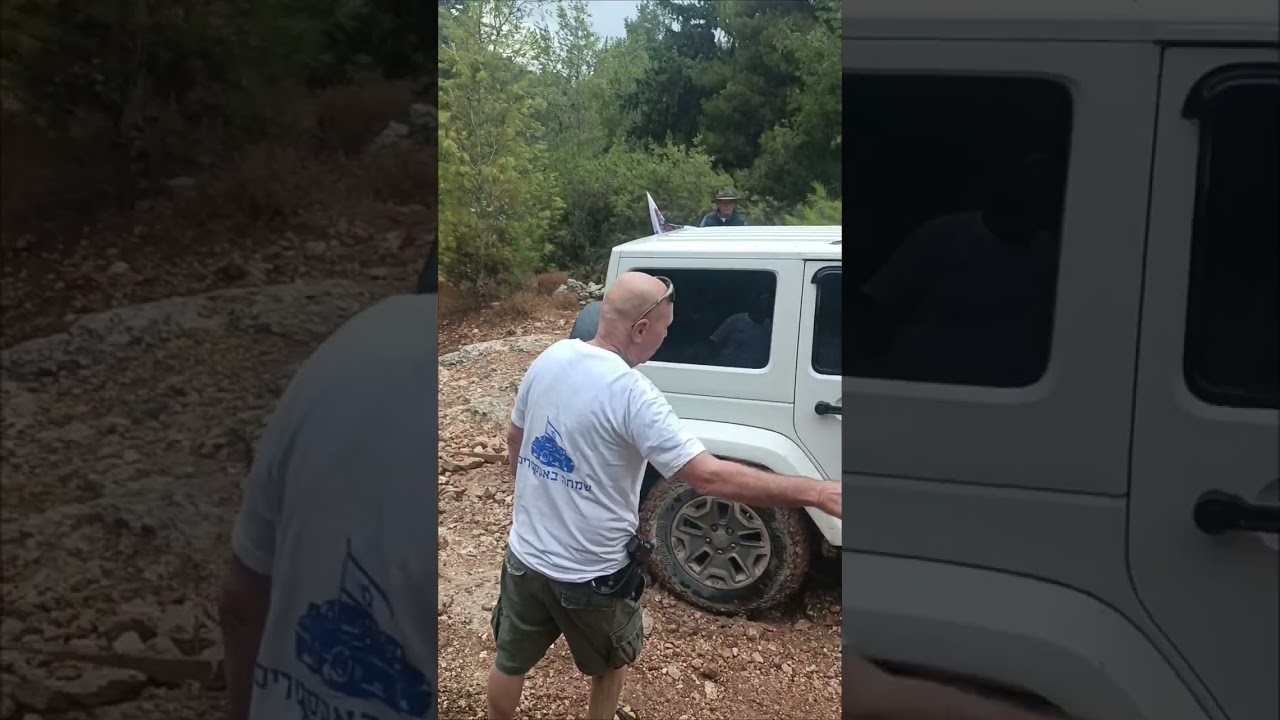 מתנדבי @אהבה באקסטרים.. מטפסים במעלות הראל במסע ההתנדבות . עם בוץ בגלגלים וגשם בפנים . מהווה אתגר