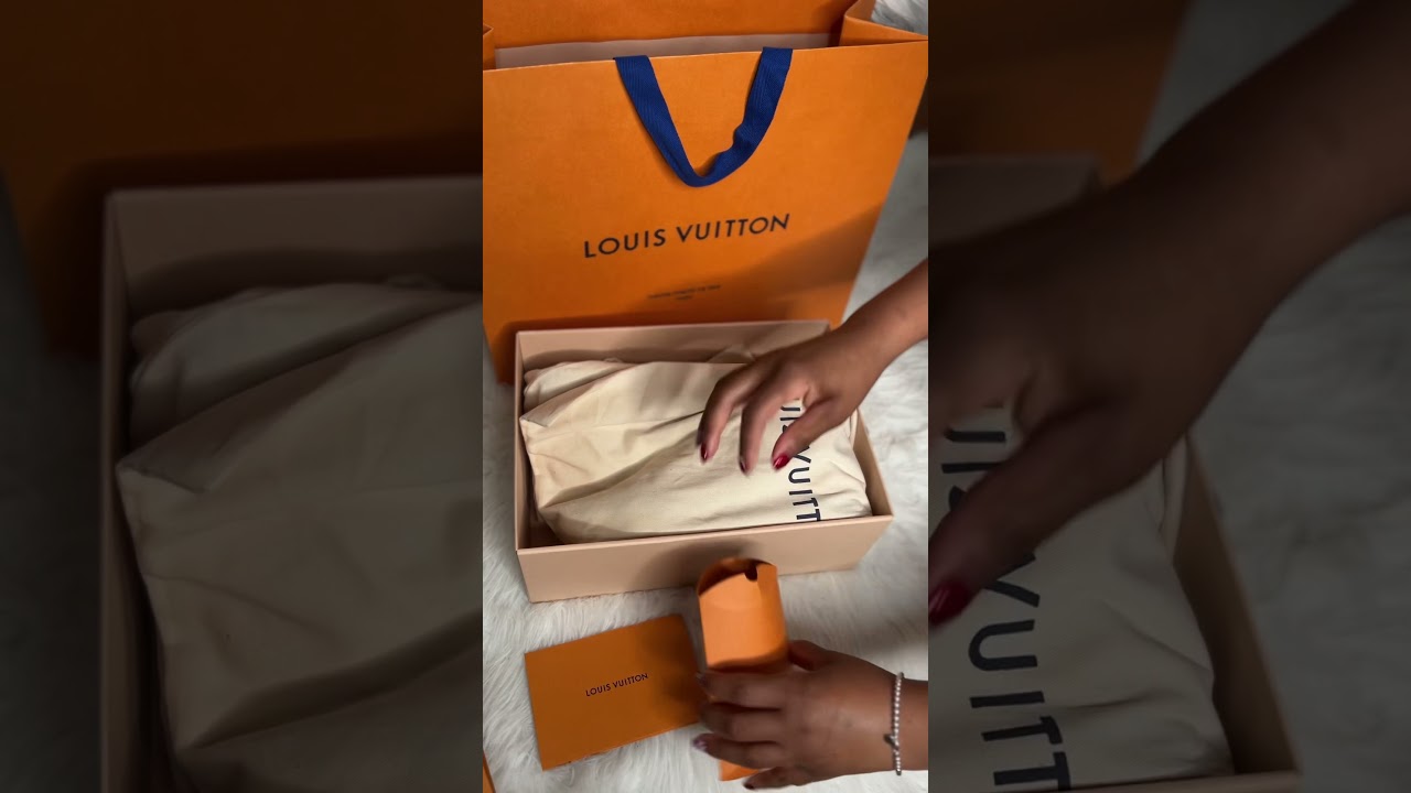 Louis Vuitton Run Away Sneaker | Vlogmas Day 22 | 7 Days Of Christmas | 